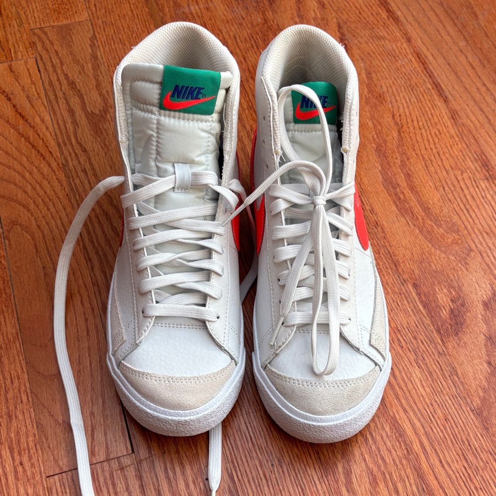 Nike Blazer Mid ‘77 Bright Crimson